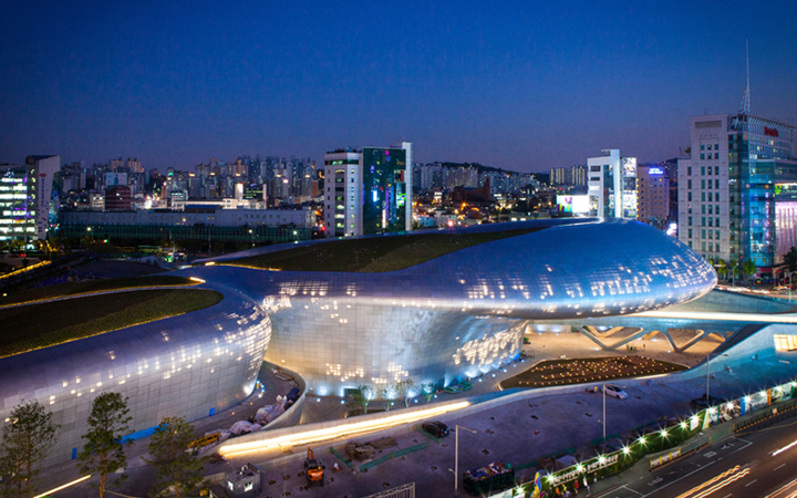 Dongdaemun Design Park Plaza . Zaha Hadid . Seoul . South Korea