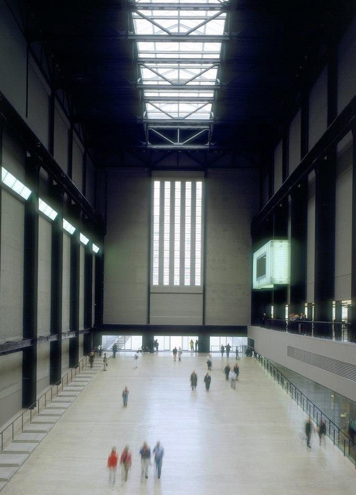 TATE modern . Herzog & Meuron . London